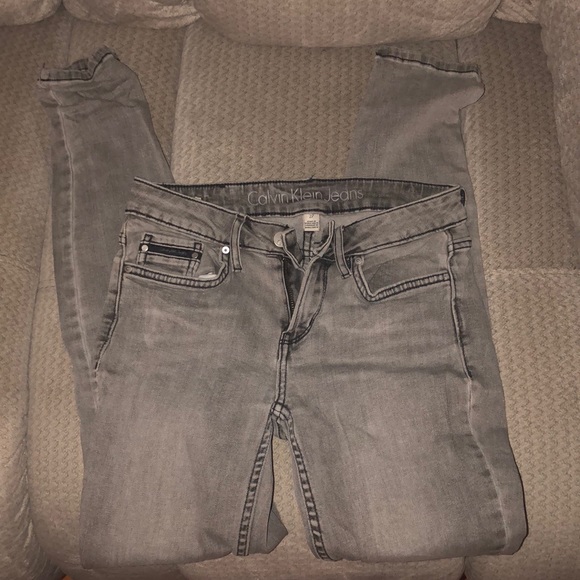 Calvin Klein skinny jeans size 27 - Picture 2 of 4